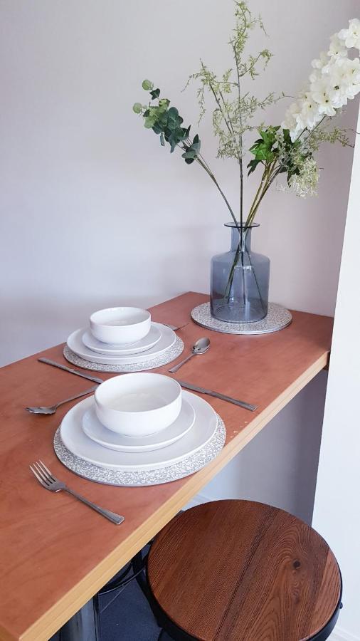 City Centre 1 Bed Apartment With Free On Site Parking With Cctv By Lets Relocations Birmingham Exterior foto