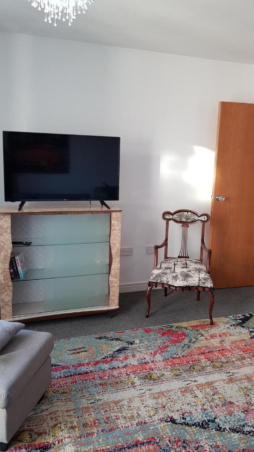 City Centre 1 Bed Apartment With Free On Site Parking With Cctv By Lets Relocations Birmingham Exterior foto